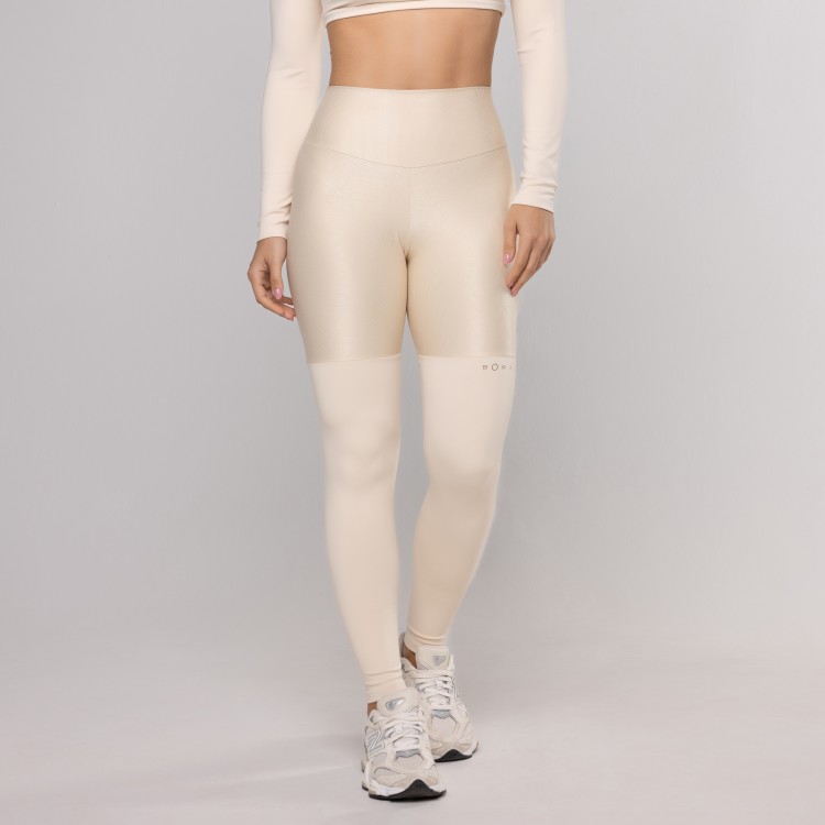 Legging Recorte Perna Logo